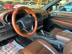 جیپ گراند شیرۆکی